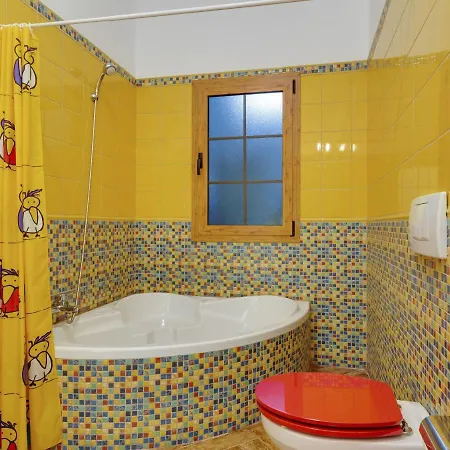 Exclusive In With Private Swimming Pool
